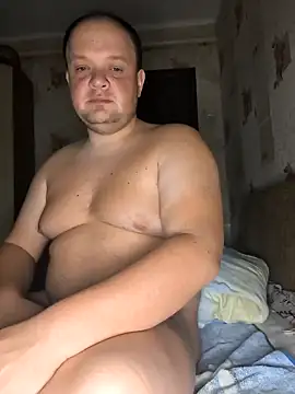 Snapshot of Dimka132 chatting on 12.19.24 Dimka132 online show from 12.19.24