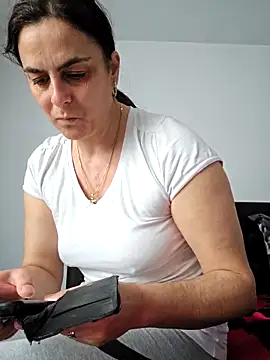 IsabelleCraft online show from 02.21.26