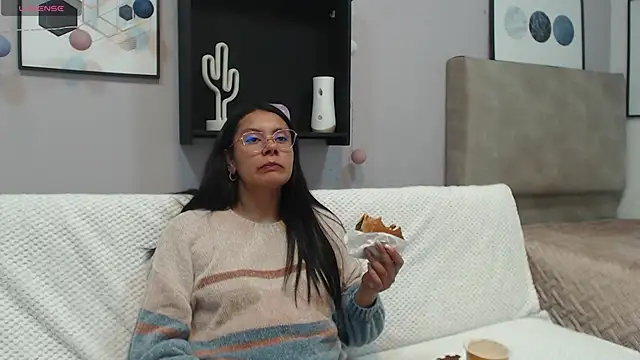 valevicious online show from 02.20.25