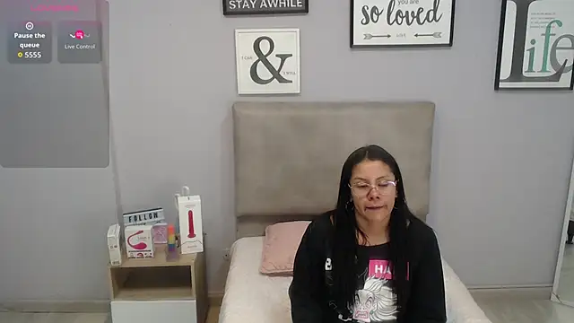 valevicious online show from 11.24.25