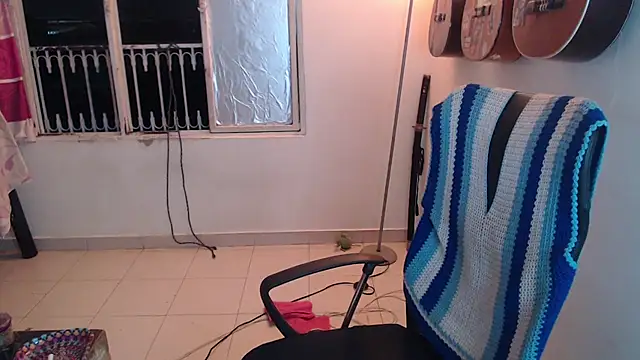 Smoke trip Alicia online show from 10.14.25