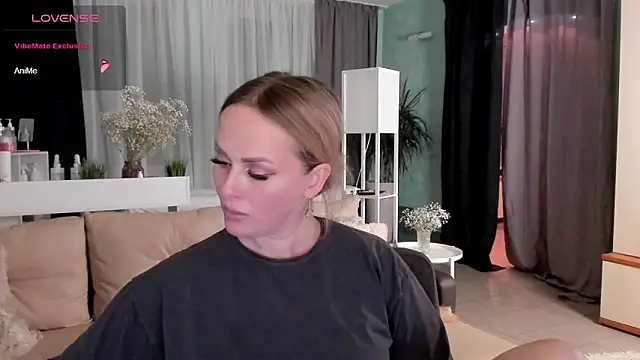 Libby Nora online show from 01.11.25