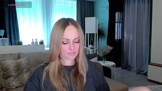 Libby Nora online show from 02.18.25