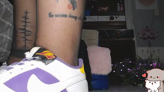 White Squirt online show from 02.20.26