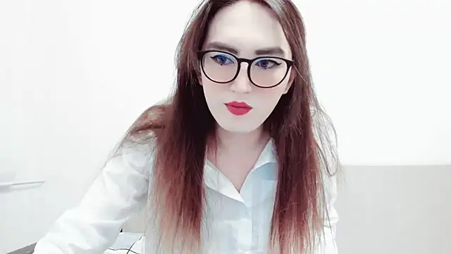 MinniMaksy online show from 12.07.24