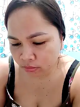 XXLorie 02 online show from 02.10.25