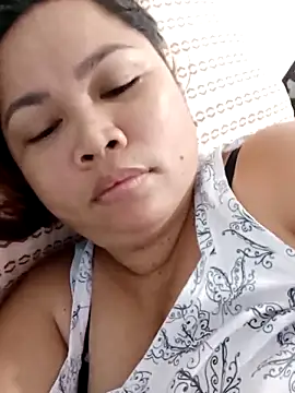 XXLorie 02 online show from 02.19.25