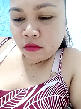 XXLorie 02 online show from 03.06.25