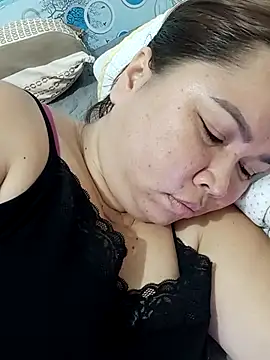 XXLorie 02 online show from 09.12.25