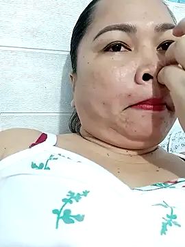 XXLorie 02 online show from 09.24.25