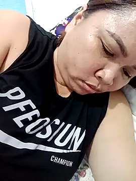 XXLorie 02 online show from 10.07.25