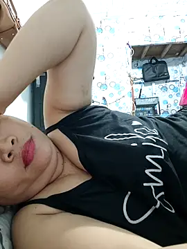 XXLorie 02 online show from 04.16.26