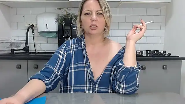 erikaerika online show from 02.02.25