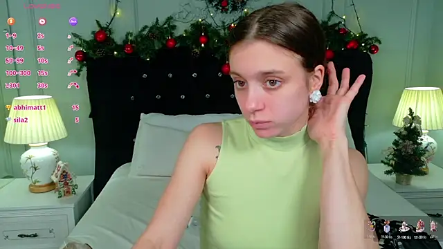 Eille Elfie online show from 12.20.25