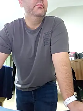 Andrew1900529 online show from 12.18.25