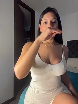 Snapshot of kamivolkano chatting on 02.03.26 kamivolkano online show from 02.03.26