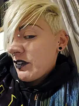 PinkTheHawk online show from 03.13.25