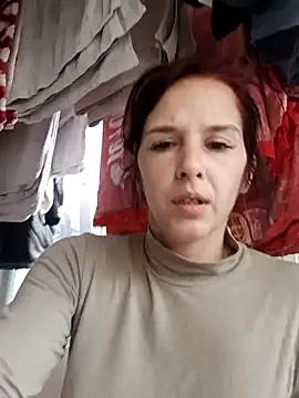 Snapshot of SexxyLety chatting on 12.31.24 SexxyLety online show from 12.31.24