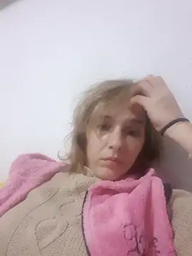 Snapshot of SexxyLety chatting on 01.17.26 SexxyLety online show from 01.17.26