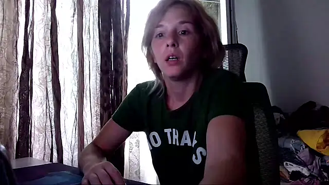 Snapshot of SexxyLety chatting on 07.09.26 SexxyLety online show from 07.09.26