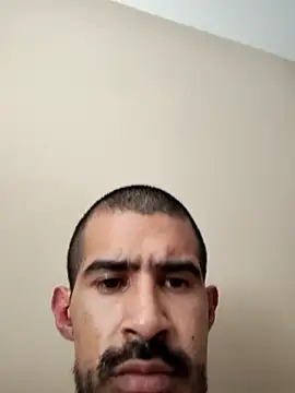 Snapshot of Mikey69me@xh chatting on 02.25.25 Mikey69mexh online show from 02.25.25