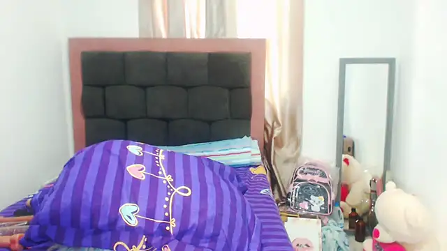 Snapshot of ValenSex chatting on 09.12.25 ValenSex online show from 09.12.25