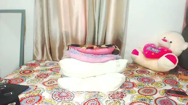 Snapshot of ValenSex chatting on 01.09.26 ValenSex online show from 01.09.26