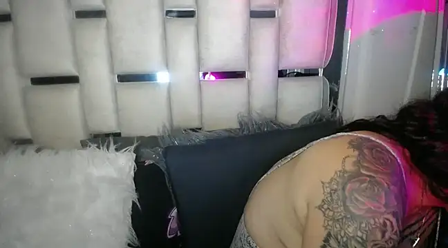 chelaqueen  online show from 03.01.25