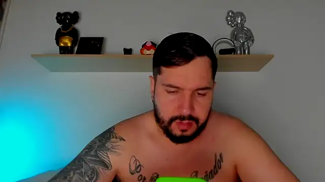 Snapshot of camilo_restrepo21 chatting on 03.04.25 camilo restrepo21 online show from 03.04.25