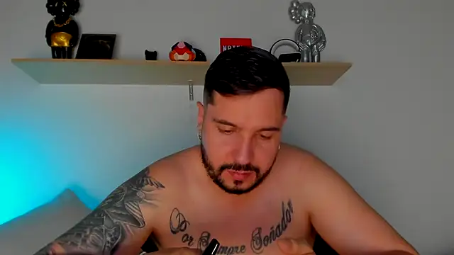 Snapshot of camilo_restrepo21 chatting on 03.09.25 camilo restrepo21 online show from 03.09.25