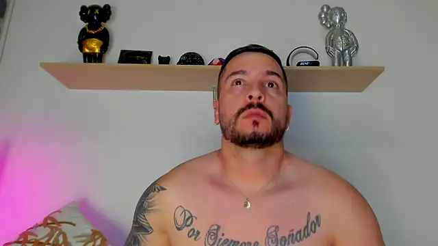 Snapshot of camilo_restrepo21 chatting on 09.15.25 camilo restrepo21 online show from 09.15.25