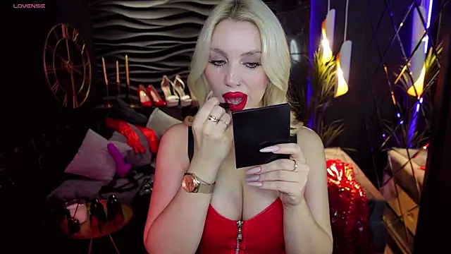 MistressDarsy online show from 12.20.24