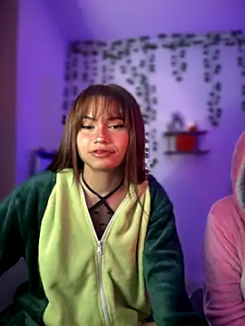 Snapshot of Sweett_Priya chatting on 09.17.25 Sweett Priya online show from 09.17.25