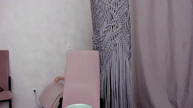 Snapshot of why_again_me chatting on 03.22.25 why again me online show from 03.22.25