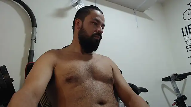 Snapshot of antony_36 chatting on 02.18.25 antony 36 online show from 02.18.25