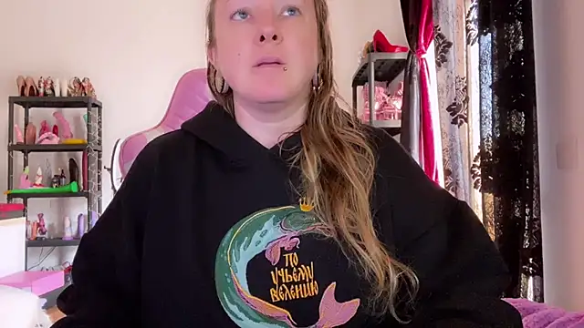 kisicaxx online show from 12.02.25