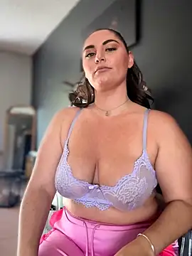 lovely beast online show from 04.30.26