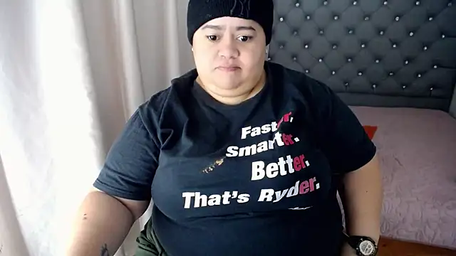 hotlesby4uxxx online show from 12.19.24