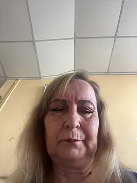 Snapshot of Irina2909@xh chatting on 06.25.26 Irina2909xh online show from 06.25.26