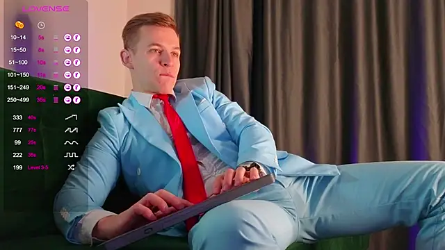 S3Xyes online show from 02.18.25