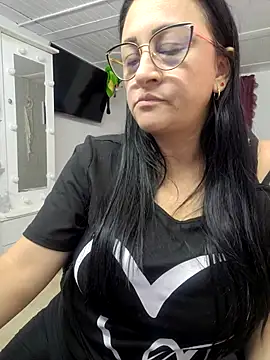 Snapshot of Ameliarizo chatting on 01.17.26 Ameliarizo online show from 01.17.26