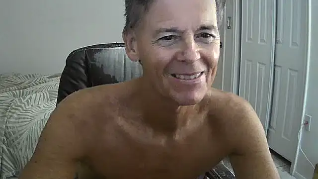 nakeedcowboi65 online show from 10.10.25