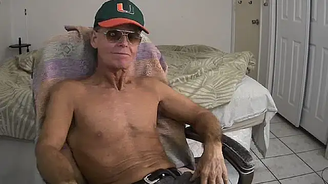 nakeedcowboi65 online show from 11.17.25