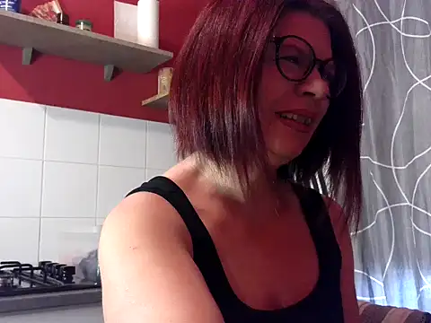 Snapshot of jennylovence chatting on 01.06.25 jennylovence online show from 01.06.25