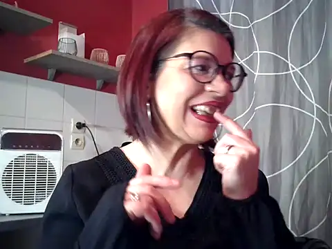 Snapshot of jennylovence chatting on 01.17.25 jennylovence online show from 01.17.25