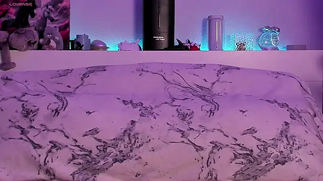 ChloeKohaku online show from 04.11.26