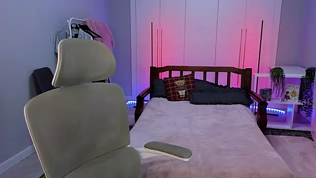 arlekincrop online show from 12.04.25