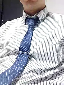 Snapshot of Business_dickkk chatting on 04.27.26 Business dickkk online show from 04.27.26