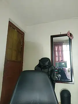 Mariana 444 online show from 02.22.25