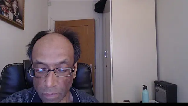 Snapshot of rauncher1 chatting on 02.18.26 rauncher1 online show from 02.18.26